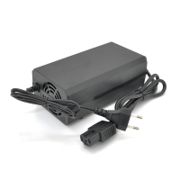 Зарядний пристрій Jinyi для літієвих акумуляторів 12V 10A, штекер 3-pin, з індикацією, DC:14,6V 10A, BOX